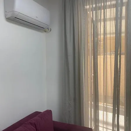 Ela Appartamento Golem (Tirana)